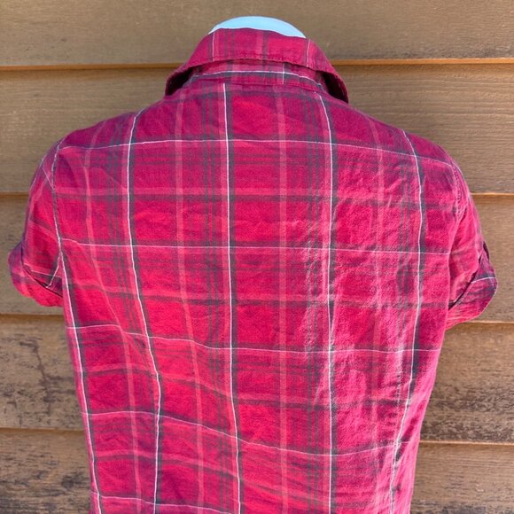 St. Johns Bay Red Plaid Short Sleeve Button-Up Womens Shirt Size L Cotton Casual - Picture 6 of 8